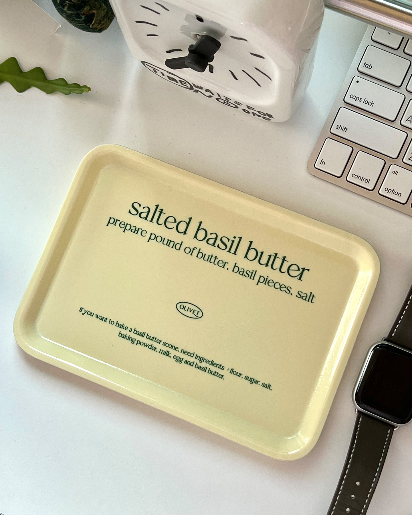 (단종) salted basil butter camtray (cambro)