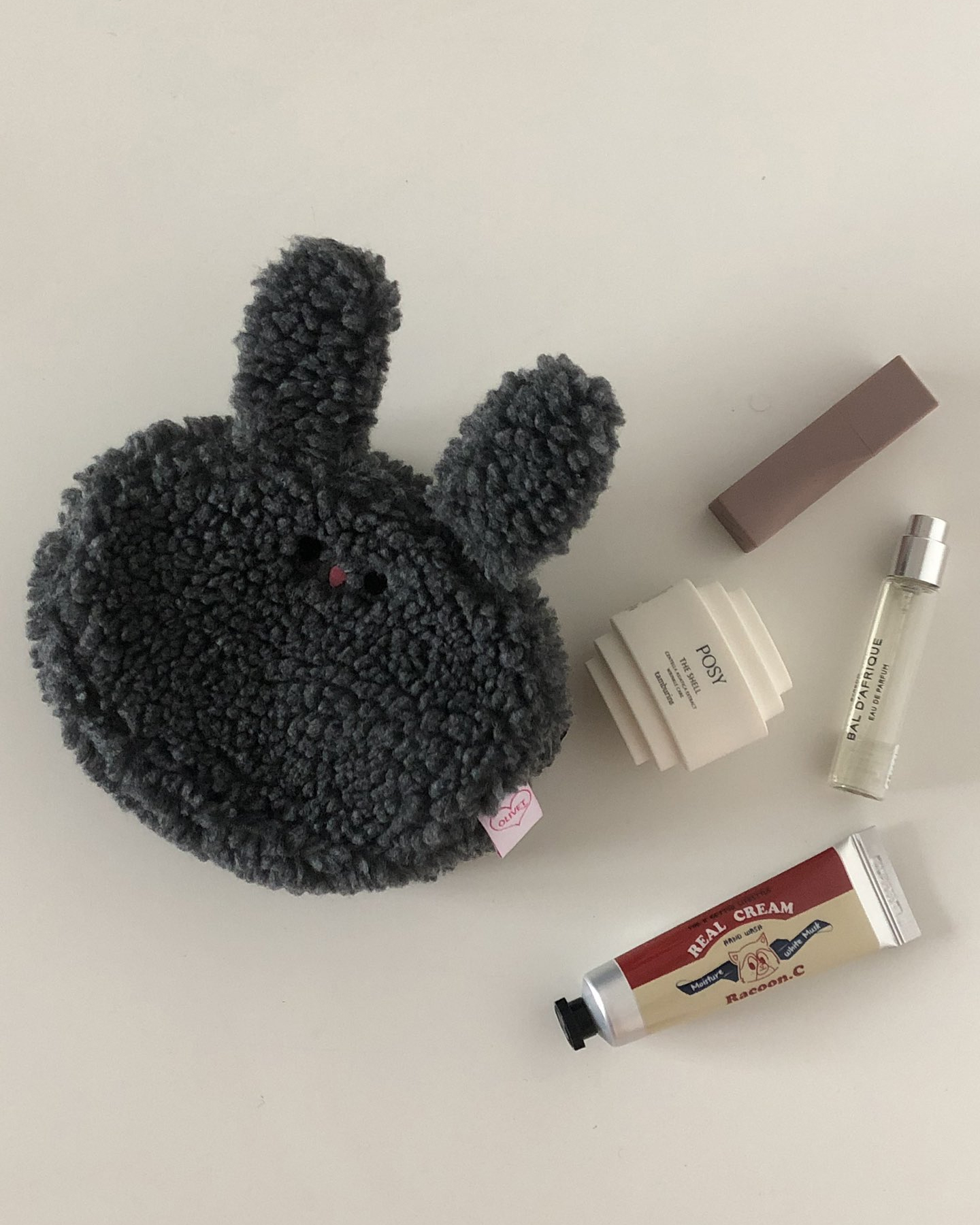 Olivet rabbit pouch